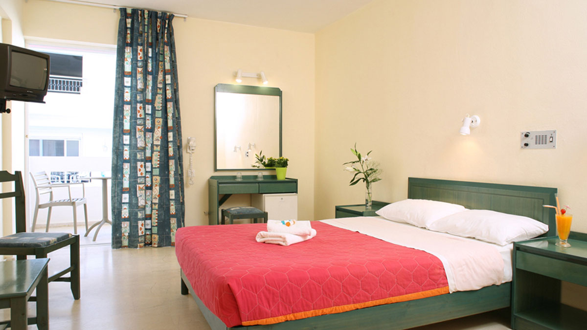 Evelyn Beach Hotel - NR